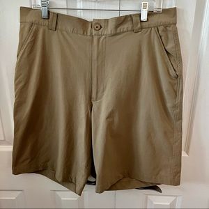 Under Armour Tan Khaki Golf Active Shorts 10”